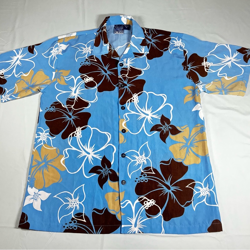 C-TWO Man’s Shirt Size XL / Hawaiian Style /Blue & Brown Color /Floral Desing